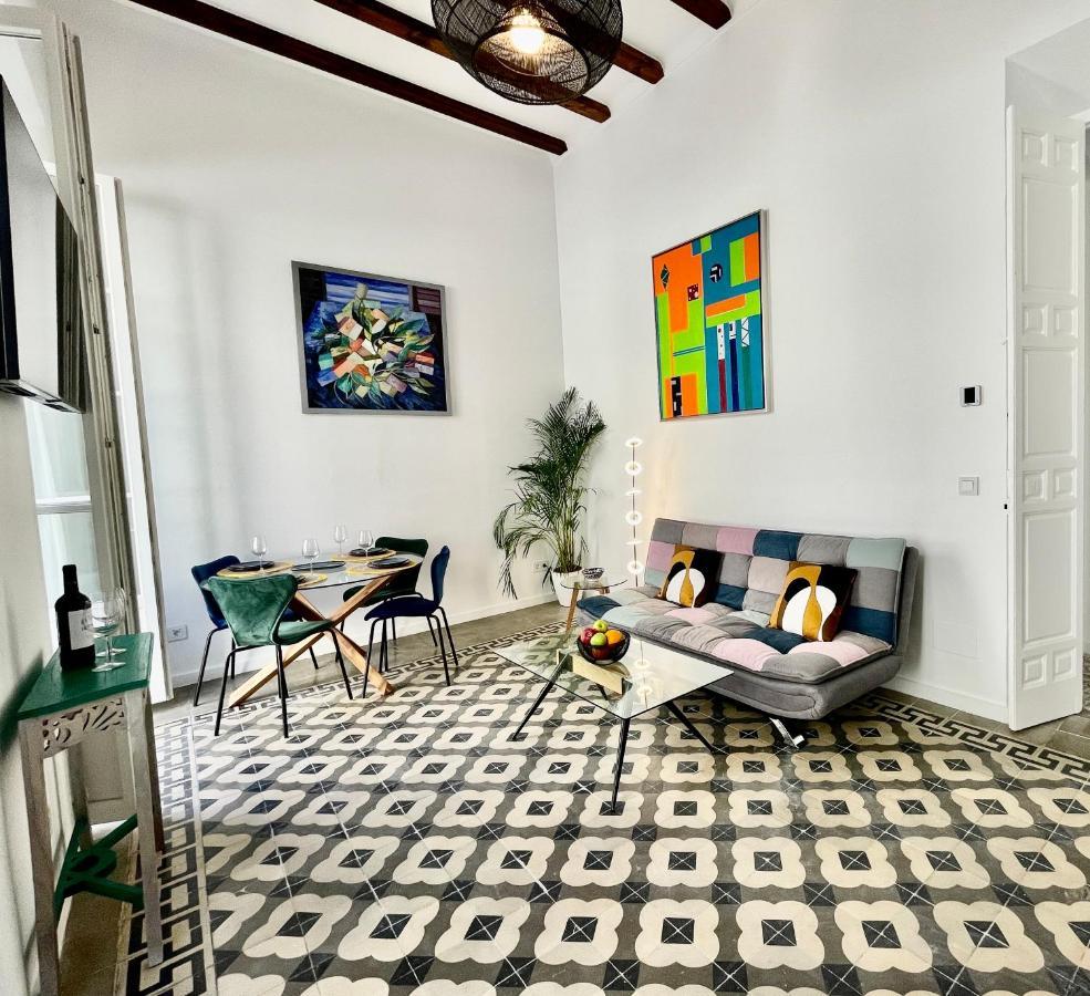 Picasso'S Tres Puertas 4 Bedrooms Málaga Extérieur photo